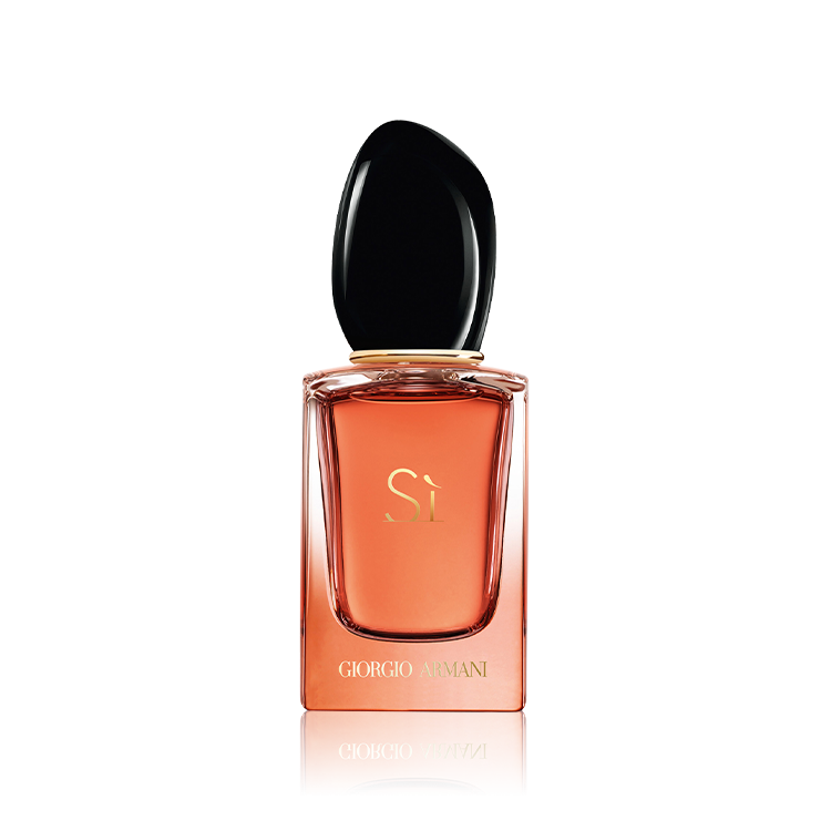 3614273313148-giorgio-armani-armani-s_-intense-eau-de-parfum-30ml.png blank