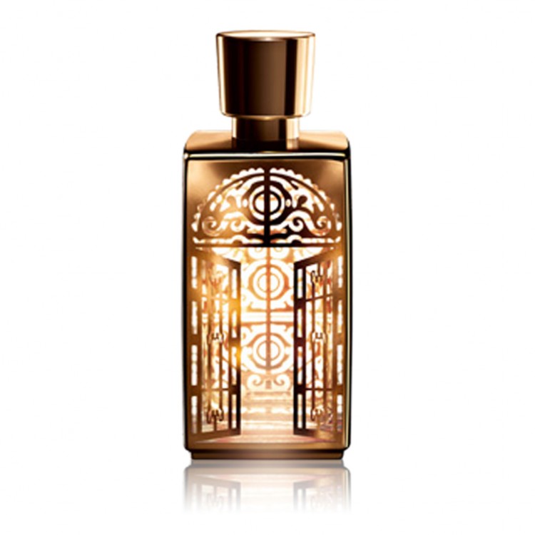 lancome_oud_eau_de_parfum_1.jpg blank